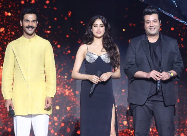 Janhvi Kapoor, Rajkummar Rao, Varun Sharma promote Roohi on the sets of Indian Idol 12
