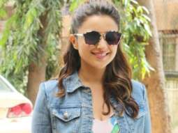 “Parineeti is much BETTER than Emily Blunt”- Parineeti REACTS to this fan comment | Rapid Fire