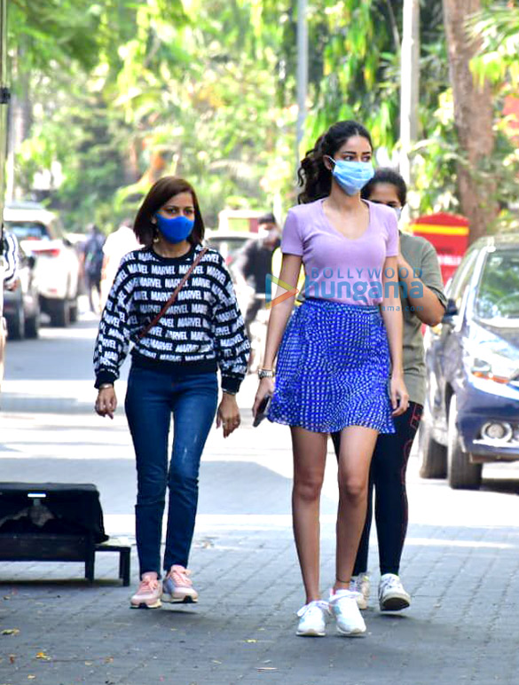 photos ananya panday snapped at a shoot in bandra 2