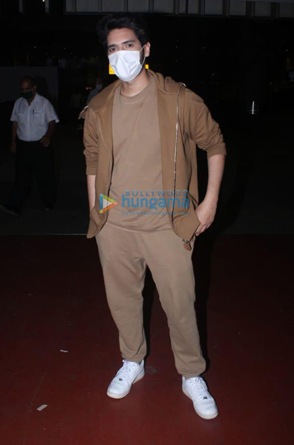 photos armaan malik snapped at the airport 2