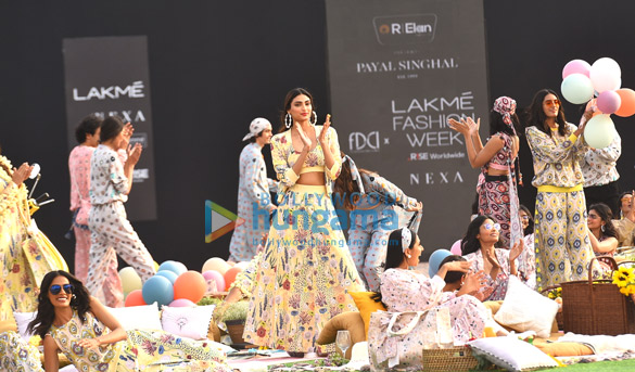 photos athiya shetty walks for payal singhal at lakme fashion week 2021 4