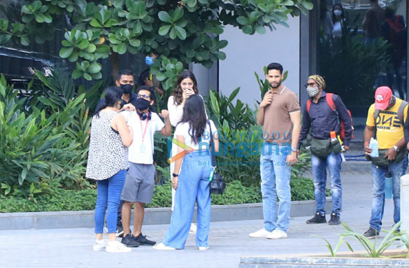 photos deepika padukone ananya panday and siddhant chaturvedi snapped in town after shoot 3