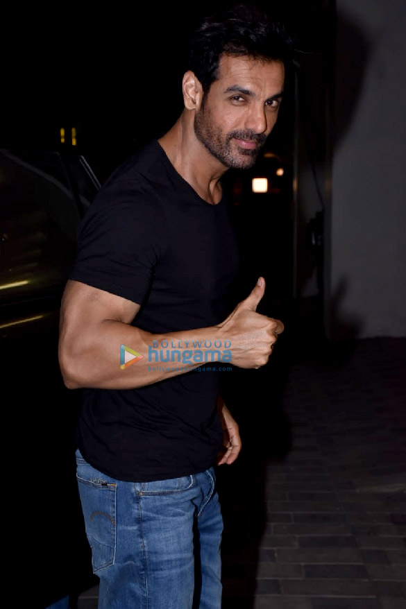 photos john abraham emraan hashmi and sanjay gupta for mumbai saga promotion 6