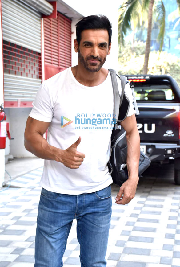 Photos: John Abraham and Emraan Hashmi snapped promoting the film Mumbai Saga Photos: John Abraham and Emraan Hashmi snapped promoting the film Mumbai Saga