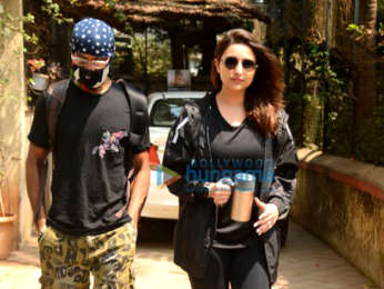 Photos: Parineeti Chopra snapped at her boxing and dance class in Juhu