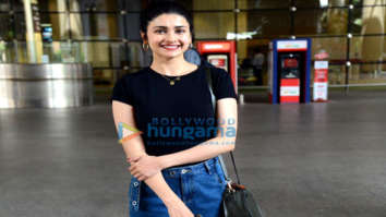Photos: Pulkit Samrat, Kriti Kharbanda, Prachi Desai and Karishma Tanna snapped at the airport