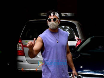 Photos: Ranveer Singh spotted at a dubbing studio