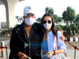 Photos: Shraddha Kapoor, Shahid Kapoor, Kriti Kharbanda and others snapped at the airport