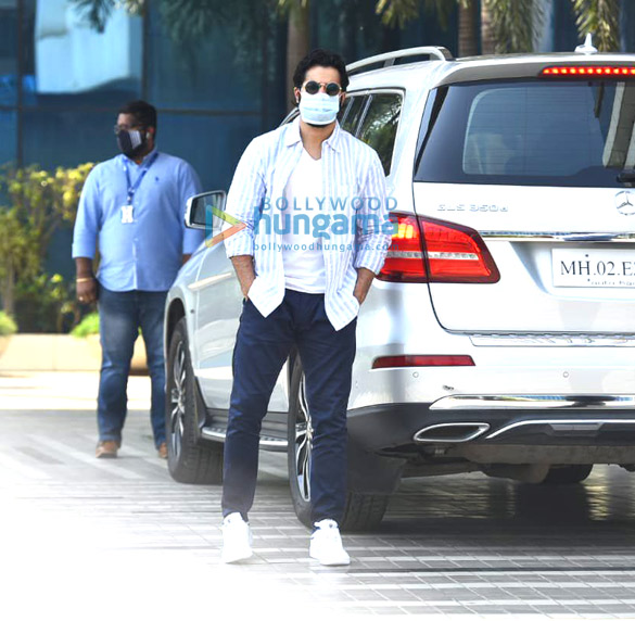 photos varun dhawan snapped at sajid nadiadwalas office in andheri 3