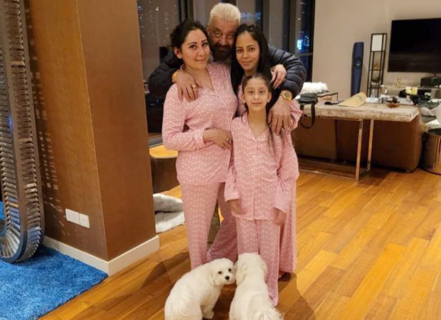 Sanjay Dutt spends quality time with his family, wife Maanayata Dutt shares a picture