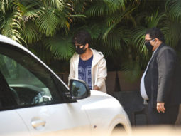 Shahid Kapoor scouts the BMW X7 worth over Rs. 90 lakhs!