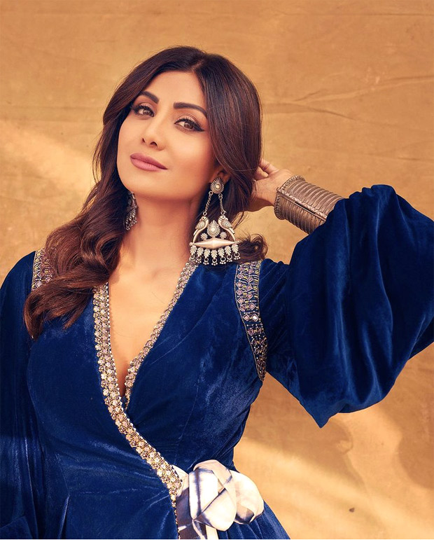Shilpa Shetty radiates summer vibes in silk jacket and sharara set worth Rs. 20,160 Shilpa Shetty radiates summer vibes in silk jacket and sharara set worth Rs. 20,160