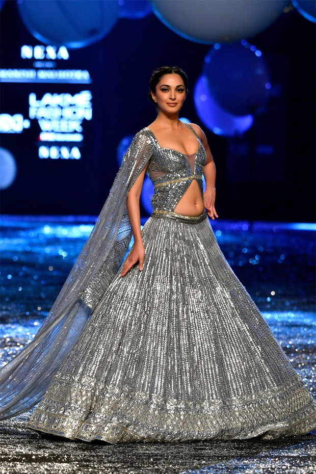 Kartik Aaryan and Kiara Advani look ethereal in Manish Malhotra collection at Lakme Fashion Week 2021 