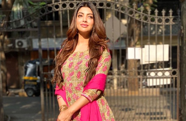 “I don’t need to wear a bikini to set the screens on fire”, says Akanksha Puri