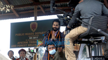 On the sets of the movie Bhediya