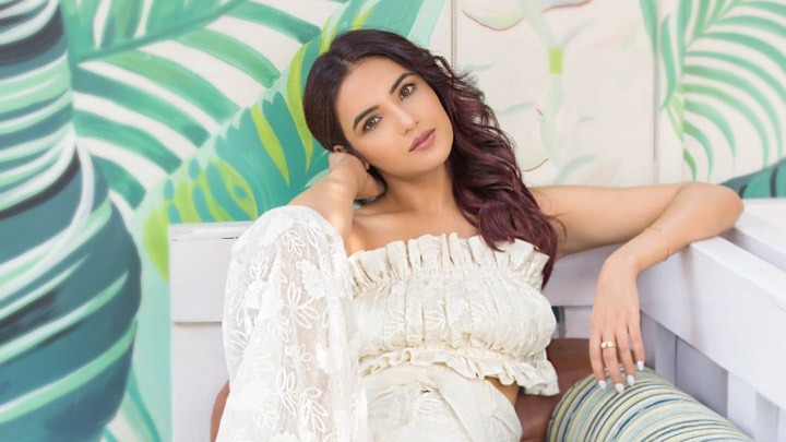 Jasmin Bhasin: “Title of a music video on Aly & my LOVE STORY would be…”| Rapid Fire Jasmin Bhasin: “Title of a music video on Aly & my LOVE STORY would be…”| Rapid Fire