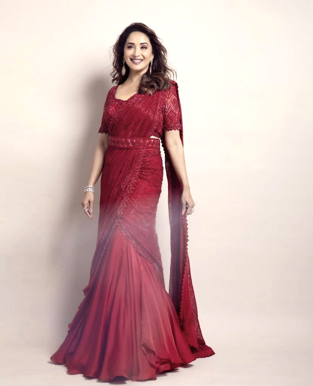 Madhuri Dixit Sex Video Sex Photo - Madhuri Dixit is epitome of elegance in the red sequin saree : Bollywood  News - Bollywood Hungama