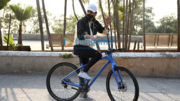 Photos: Aisha Sharma spotted in Bandra