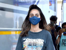 Photos: Ananya Panday snapped post shoot in Andheri