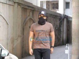 Photos: Arjun Kapoor, Amrita Arora and others snapped at Malaika Arora’s mother’s house in Bandra