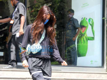 Photos: Disha Patani spotted in Bandra
