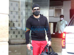 Photos: Emraan Hashmi spotted in Bandra