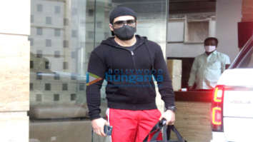 Photos: Emraan Hashmi spotted in Bandra
