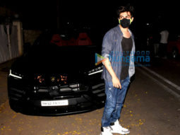 Photos: Kartik Aaryan snapped with his new car in Juhu