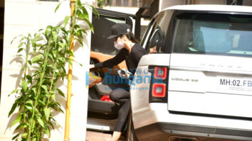 Photos: Katrina Kaif spotted in Bandra