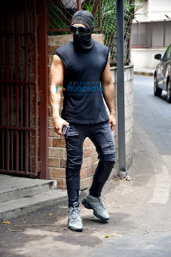 photos ranveer singh spotted at a dubbing studio in bandra 4 2