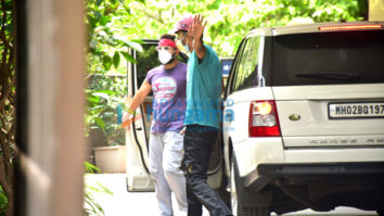 Photos: Saif Ali Khan spotted in Bandra