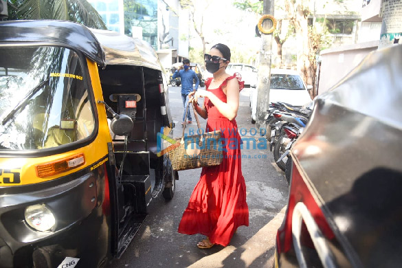 Photos: Yuvika Chaudhary spotted at Shimmer Entertainment office Photos: Yuvika Chaudhary spotted at Shimmer Entertainment office