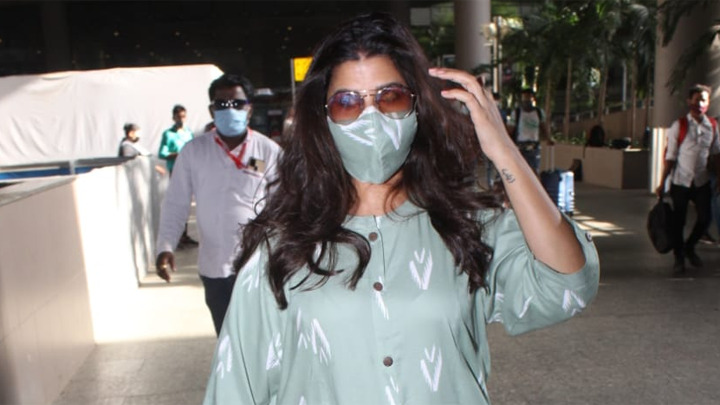 Spotted – Nimrat Kaur and Ratan Pratap at Airport