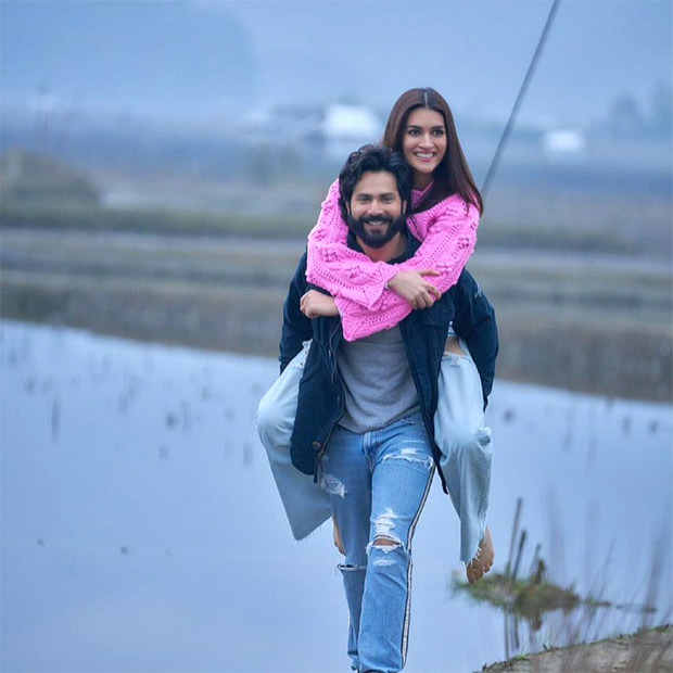Varun Dhawan gives piggyback ride to Kriti Sanon as she wraps Arunachal Pradesh schedule of Bhediya 