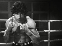 Farhan Akhtar is all set to pack a punch; shares new still from Toofan