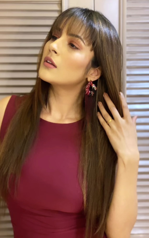Shehnaaz Gill sets summer vibe in fringes and marsala dress
