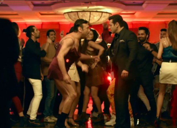 Check out Jackie Shroff's hilarious cross-dressing act in Salman Khan's Radhe - Your Most Wanted Bhai Check out Jackie Shroff's hilarious cross-dressing act in Salman Khan's Radhe - Your Most Wanted Bhai