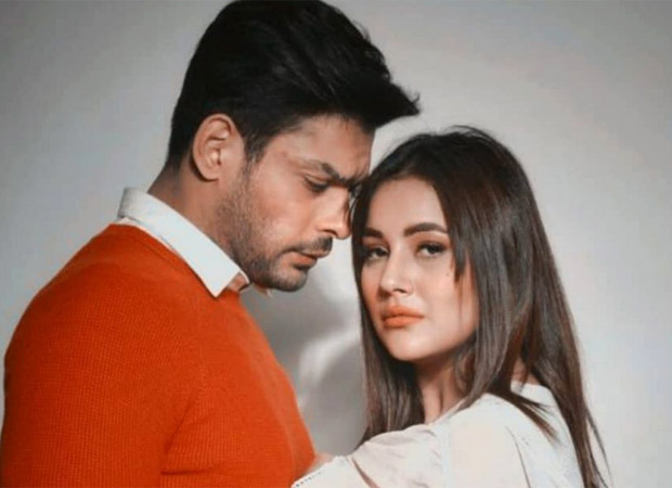 Here's how Shehnaaz Gill responded to a fan asking her to do a film with Siddharth Shukla Here's how Shehnaaz Gill responded to a fan asking her to do a film with Siddharth Shukla