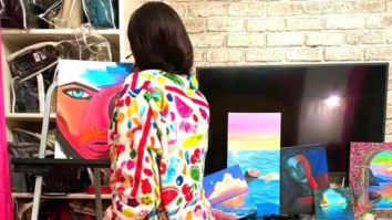 Janhvi Kapoor posts pictures while painting; her printed robe definitely adds quirky element Janhvi Kapoor posts pictures while painting; her printed robe definitely adds quirky element