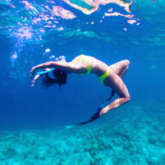 Kiara Advani looks dreamy in neon bikini in underwater photo from her past vacation