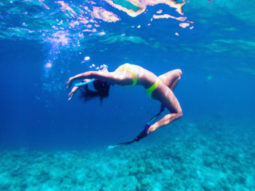 Kiara Advani looks dreamy in neon bikini in underwater photo from her past vacation