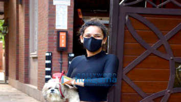 Photos: Aisha Sharma and Sophie Choudry spotted in Bandra