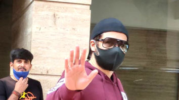 Photos: Emraan Hashmi spotted at Bandra