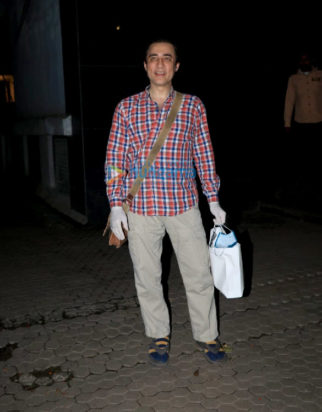 Photos: Faisal Khan snapped at a clinic in Bandra