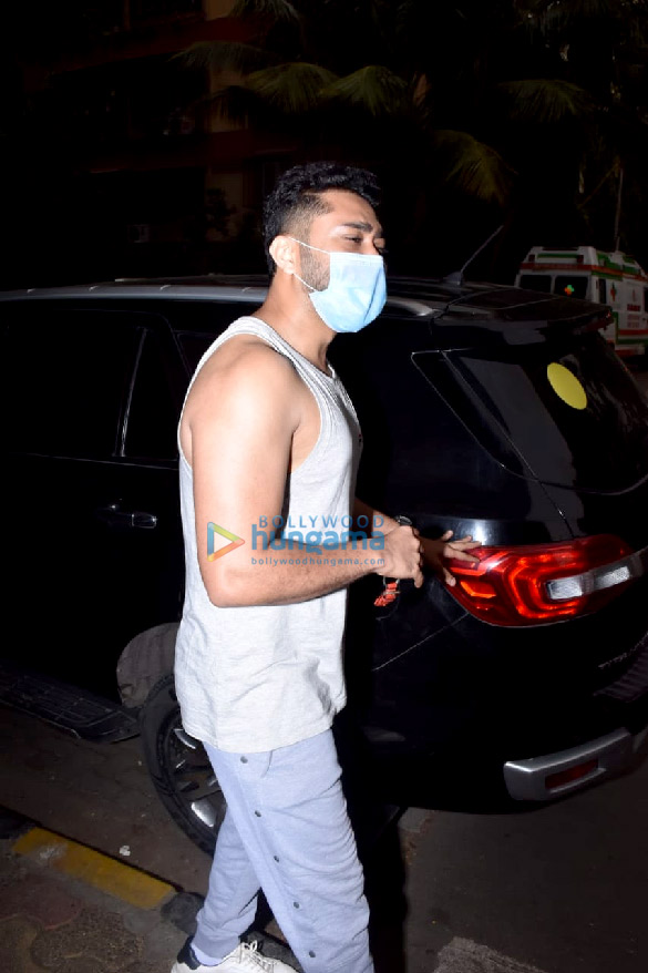photos gauahar khan and zaid darbar snapped in andheri 1 2