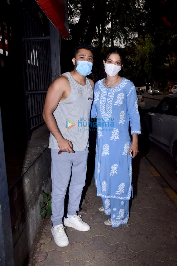 photos gauahar khan and zaid darbar snapped in andheri 5