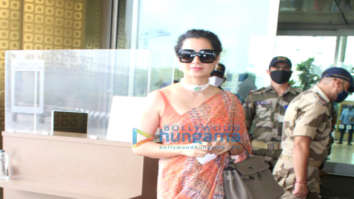 Photos: Kangana Ranaut and Krishna Shroff snapped at the airport