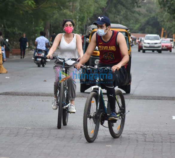 photos khushi kapoor snapped cycling in lokhandwala 2