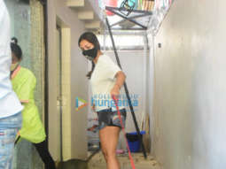 Photos: Malaika Arora spotted at a pet clinic in Bandra
