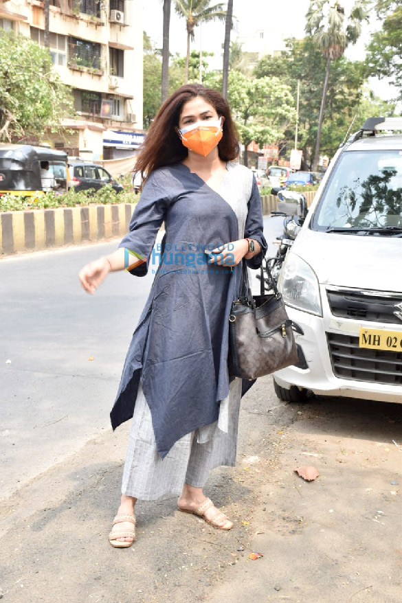photos ridhima pandit snapped in versova 1